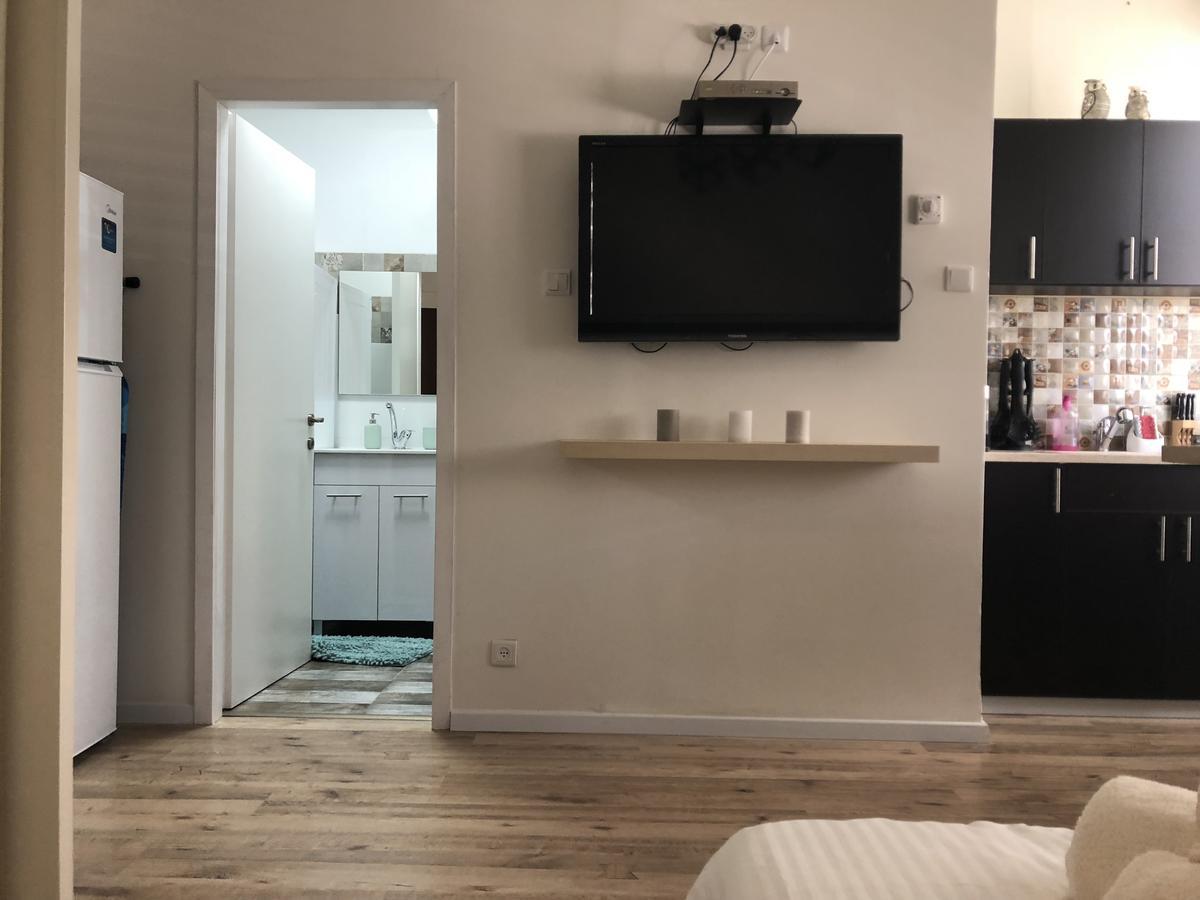 Studio Apartment In Bat-Yam Бат Ям Екстериор снимка